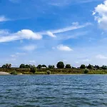 Cozy Escape Beach&nature Near Den Bosch - 4 Ps Met Veel Privacy En Rust! Chalé