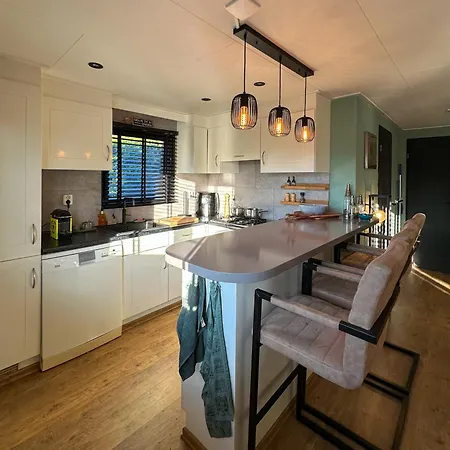 Cozy Escape Beach&nature Near Den Bosch - 4 Ps Met Veel Privacy En Rust! Chalet