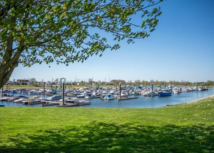 Cozy Escape Beach&Nature Near Den Bosch - 4 Ps Chalet Met Veel Privacy En Rust! Chalet